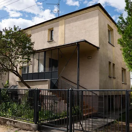Apartment Novinea Z Balkonem I Ogrodem Poznan